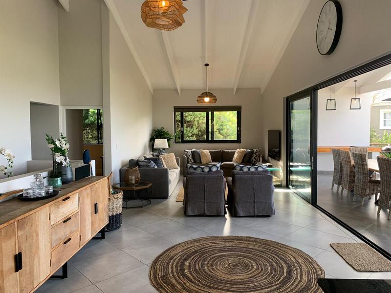 To Let 5 Bedroom Property for Rent in Lower Robberg Western Cape